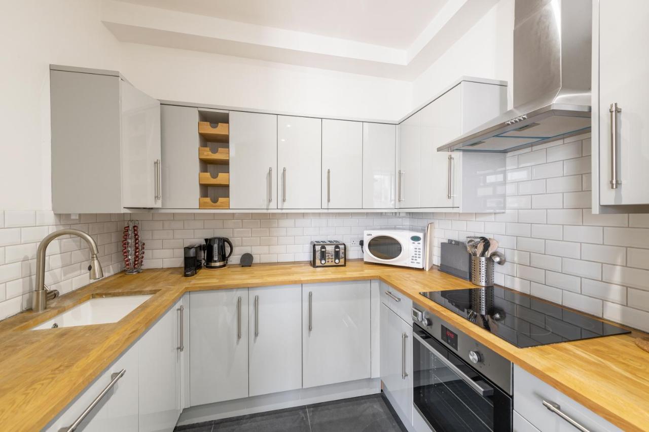 Georgian 2 Bed Apartment With 3 Bathrooms And Parking Zewnętrze zdjęcie